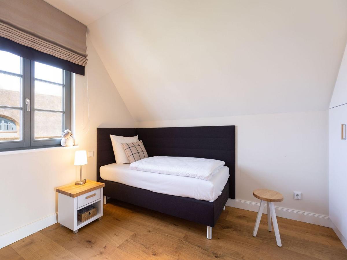 Reetland Am Meer - Premium Reetdachvilla Mit 3 Schlafzimmern, Sauna Und Kamin E05 Dranske Exterior photo